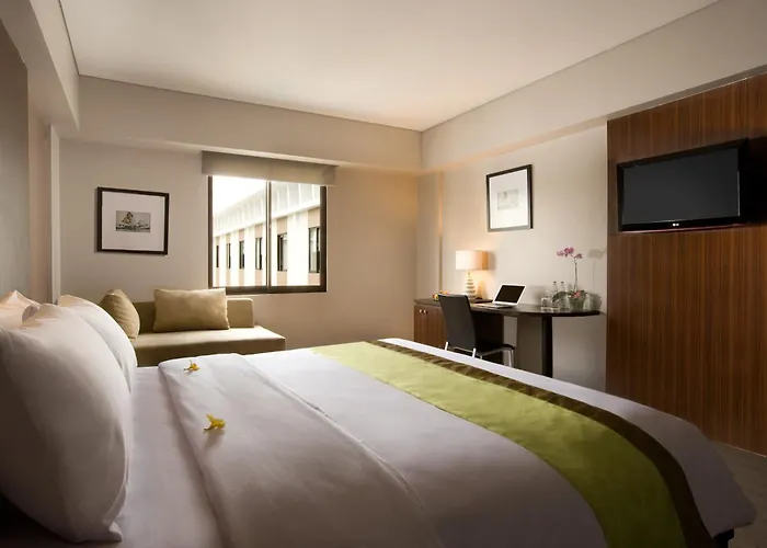 Santika 3* Kuta (Bali)